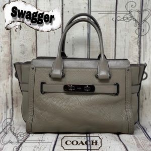 Coach Swagger 27 Crossbody